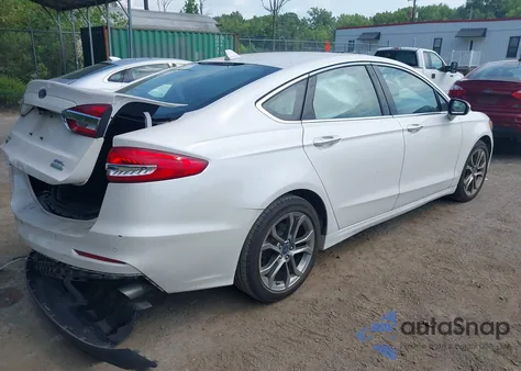 2019 Ford Fusion Sel z USA, uszkodzony, nr VIN 3FA6P0CD9KR285889